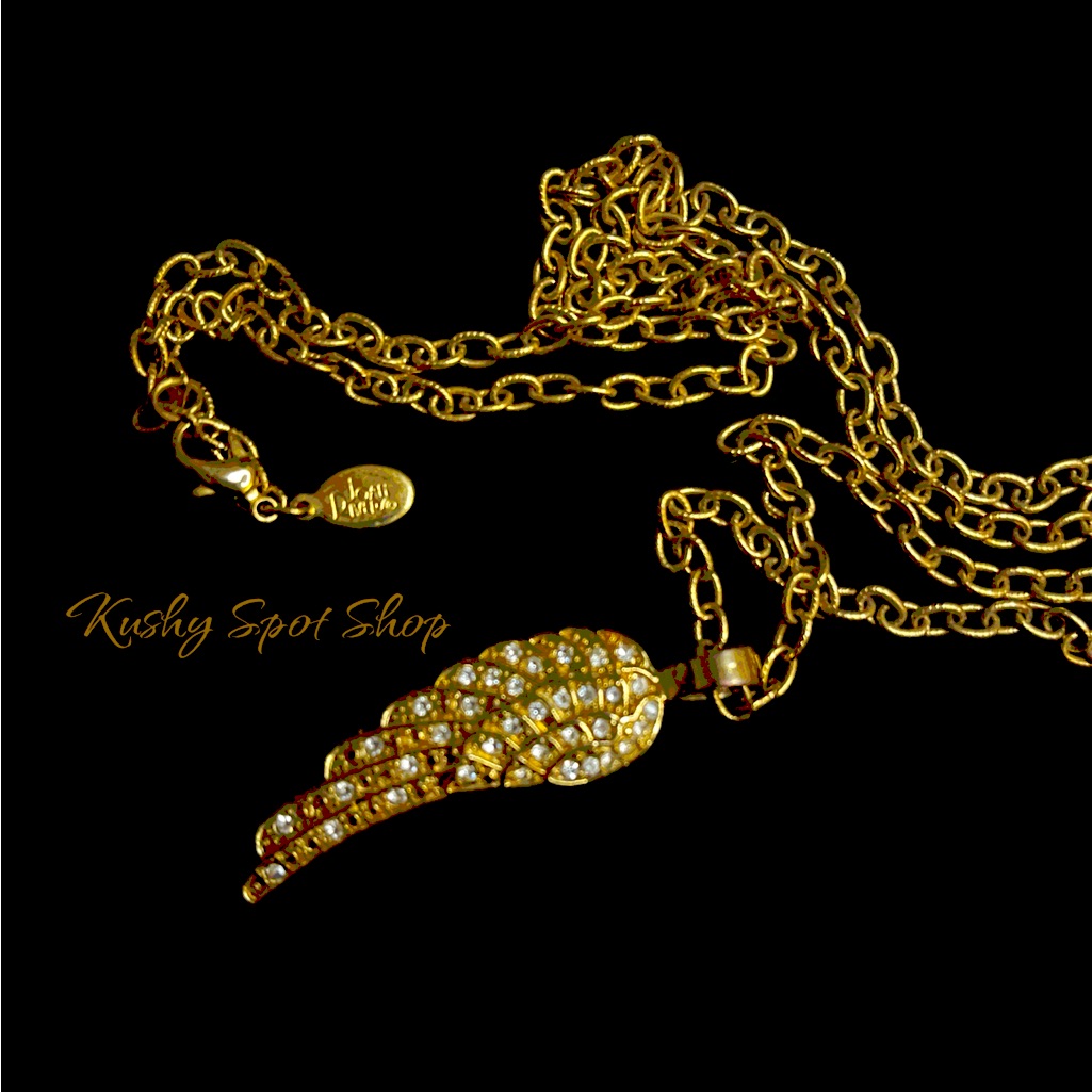 Vintage Signed Joan Rivers Goldtone Goldtone Long Necklace 15$